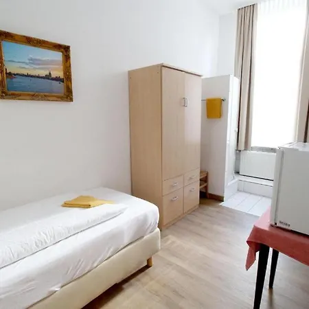 Mohmal Hotel